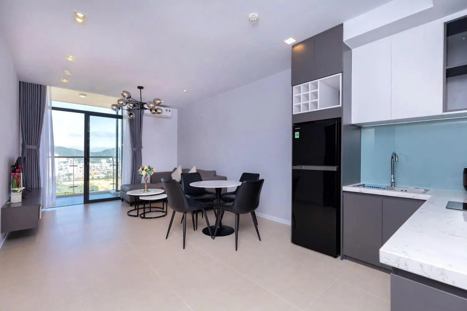 Modern Csj Condo - 169 Thuyvan And Vung Tau Beachfront 0*,  Vietnam
